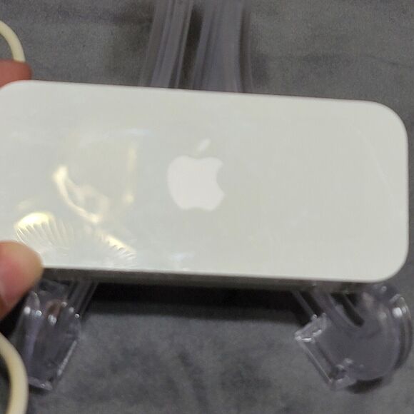 Apple AirPort Extreme Base Station A1408 WiFi Router - W/ Power - Tested - Picture 13 of 16